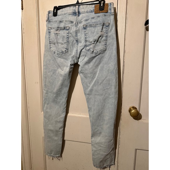American Eagle Outfitters Mens Extreme Flex Distressed Light Wash Jeans 31x30 - Picture 3 of 5